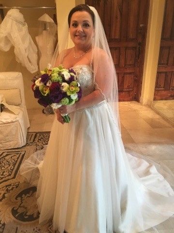 A few pics from Bridal session and I LOVE MY BOUQUET!!!!