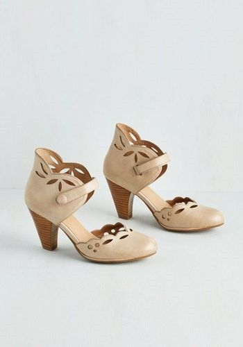 NWR: E-Pic Dress...What Shoes??