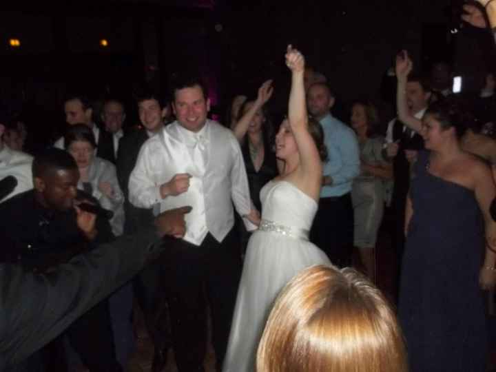 I AM BACK AS A MRS!!! (with some pics!!!)