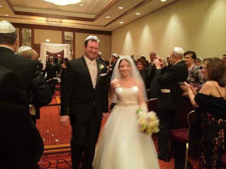 I AM BACK AS A MRS!!! (with some pics!!!)