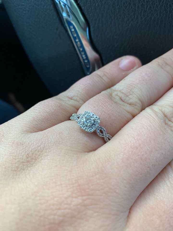 Brides of 2022! Show us your ring! - 1