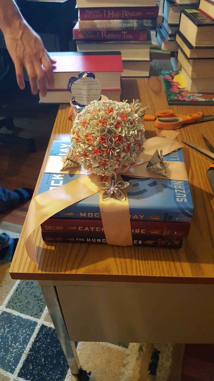 Let me see your flower-less centerpieces!