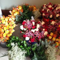 Ladies who have done their own flowers???