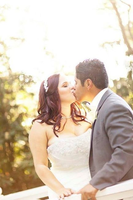im a mrs!  pro pics!