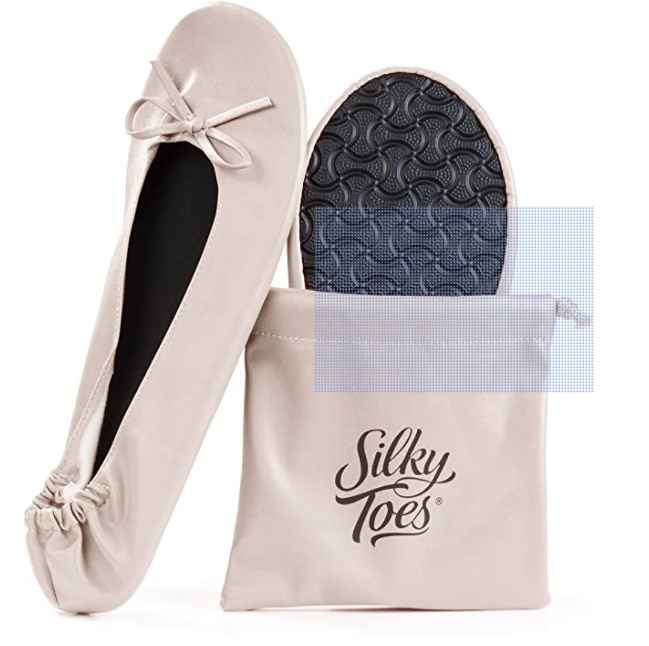 Fuzzy Slippers - Bridemaids gift idea - 1