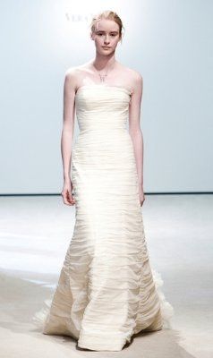 Show off Your Bridal Dress!!