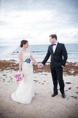 Has anyone went outside of David's Bridal to purchase your dress?
