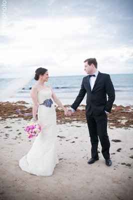 i have a few sneak peeks from my photographer - friday fun :o)