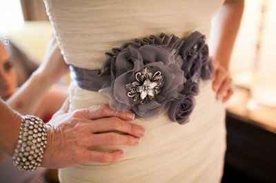 i have a few sneak peeks from my photographer - friday fun :o)