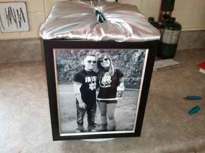 Made my own card box!!!! PICS!