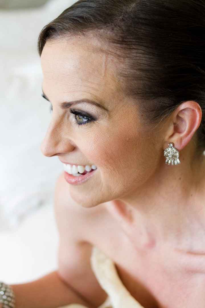 So lets talk about makeup.Wedding day makeup look.