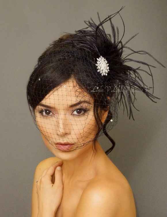 Birdcage veil with white accent