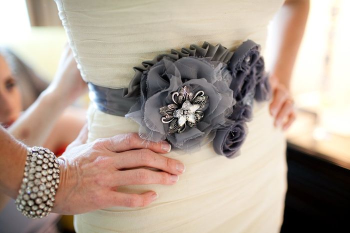 Is your dress plain?