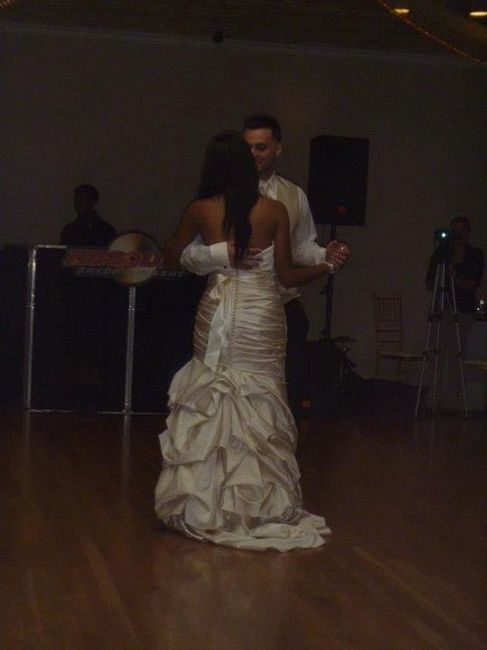 IM MARRIED!!! Some Pics & Advice *Updated* w/ sneak peek Not touched up Professional Pics :) PIC HEA