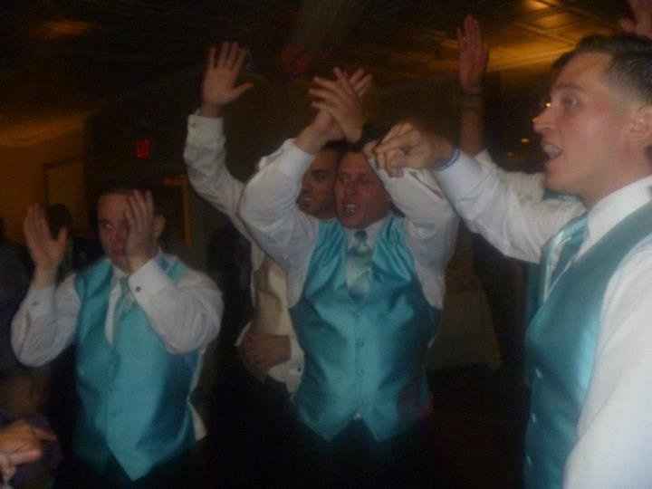 IM MARRIED!!! Some Pics & Advice *Updated* w/ sneak peek Not touched up Professional Pics :) PIC HEA