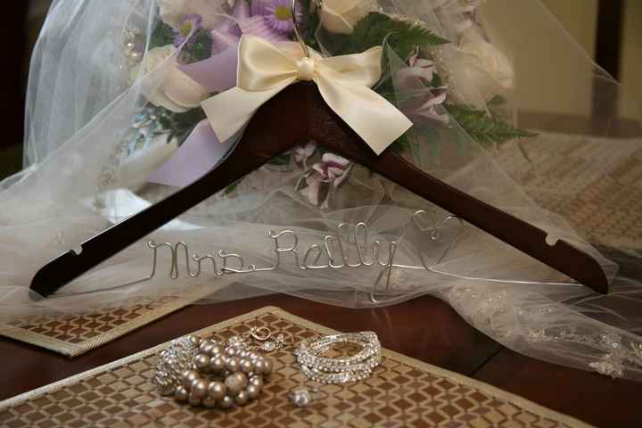 IM MARRIED!!! Some Pics & Advice *Updated* w/ sneak peek Not touched up Professional Pics :) PIC HEA