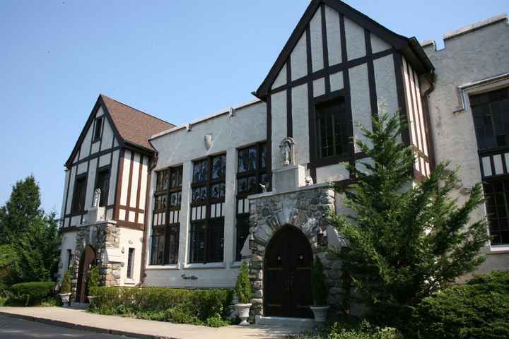 IM MARRIED!!! Some Pics & Advice *Updated* w/ sneak peek Not touched up Professional Pics :) PIC HEA