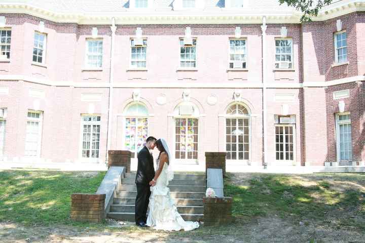 IM MARRIED!!! Some Pics & Advice *Updated* w/ sneak peek Not touched up Professional Pics :) PIC HEA