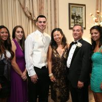 IM MARRIED!!! Some Pics & Advice *Updated* w/ sneak peek Not touched up Professional Pics :) PIC HEA