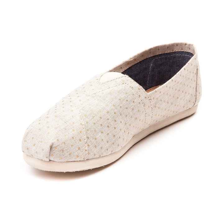 Heel height and wedding dress hemming - front bustle?  Pics?