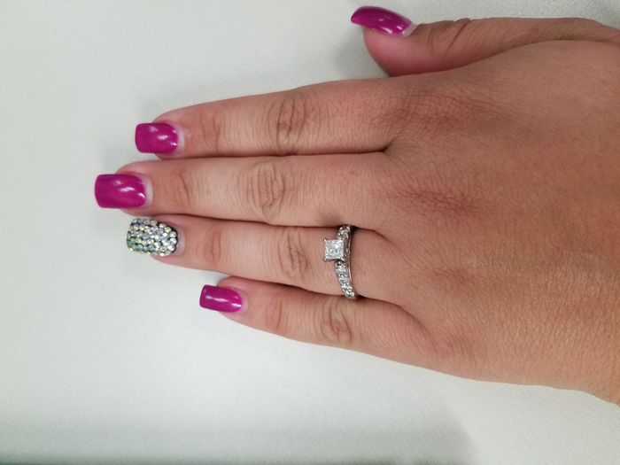 Love ring pics!