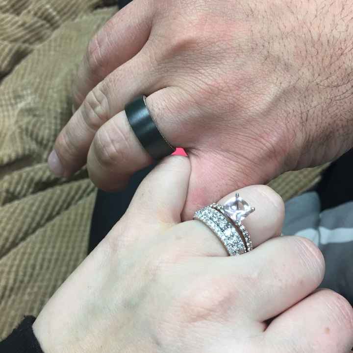 Bands make me dance(show me yours I'll show you mine)