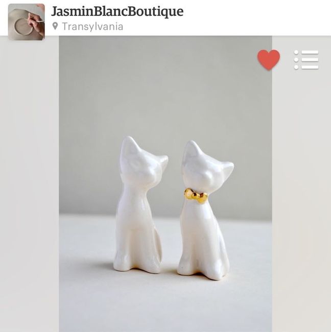 Cake topper with dog
