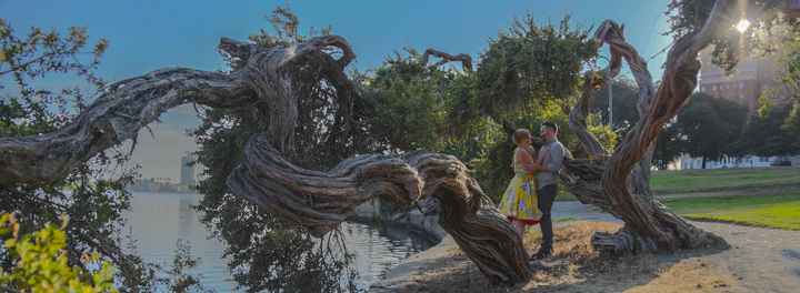 Show me your favorite Engagement Pictures!