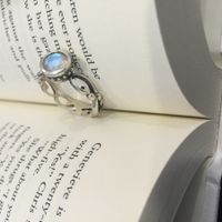 We haven't had any ring porn in awhile...