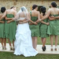 Bride and Bridesmaids Dress Fabrics - Do They Have To Match?