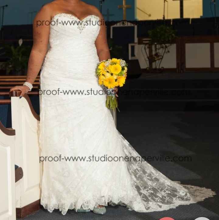 Show off your dress!!