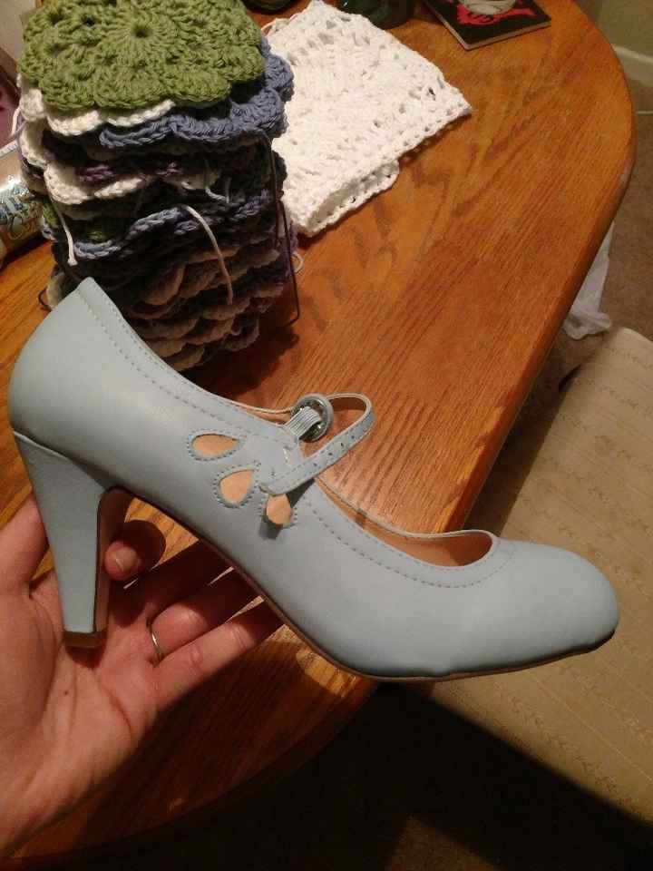 White or colorful wedding shoes? - 1