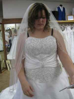 Lets see those dresses ladies!!!