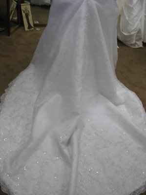 Lets see those dresses ladies!!!