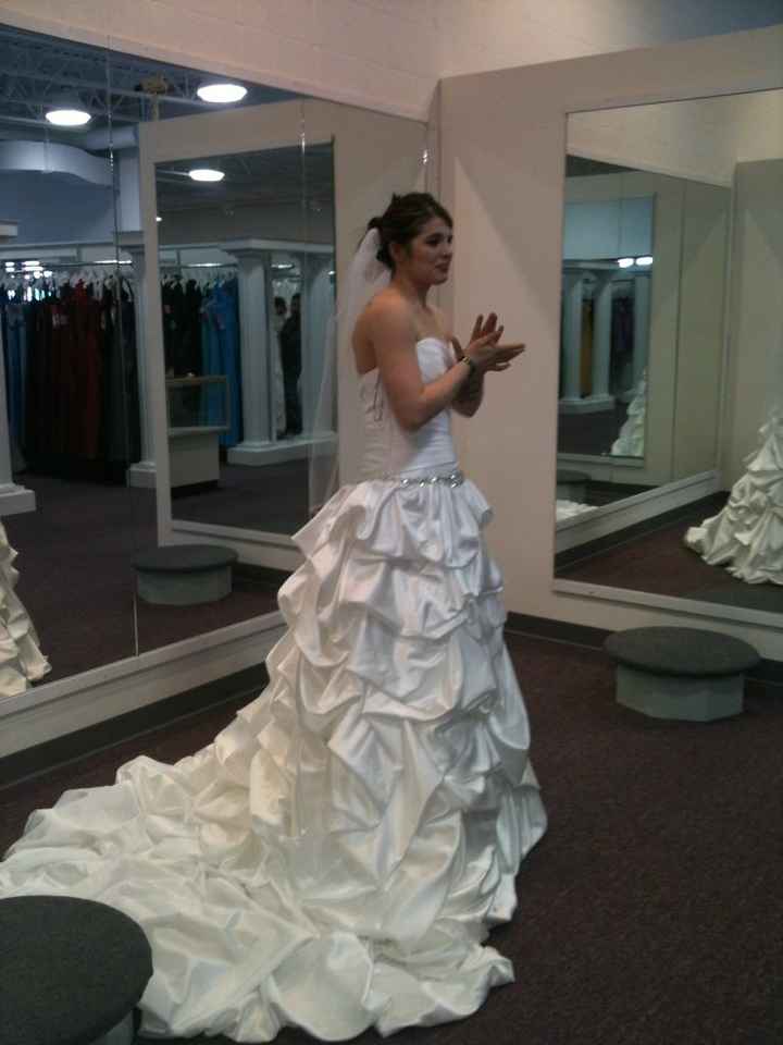 Show me your wedding dress!!!