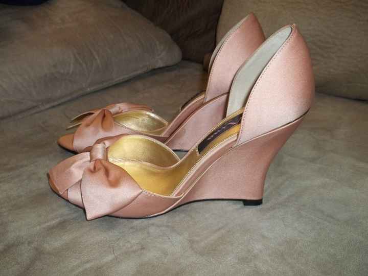 THANK YOU! THANK YOU LINDA R!!!!      *UPDATE W/ PICS*