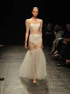 Please explain this dress to me...