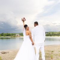 Show me the photo that you just can’t get over from your big day. - 1