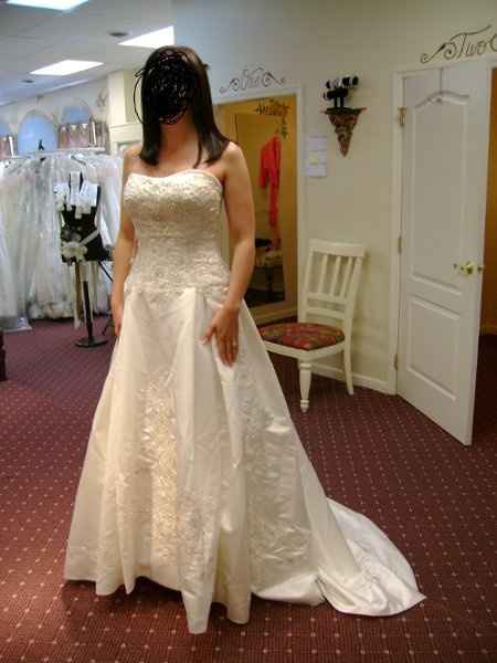 Dress help!  Which one do you like better??