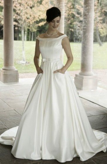 Help.. wedding dresses.