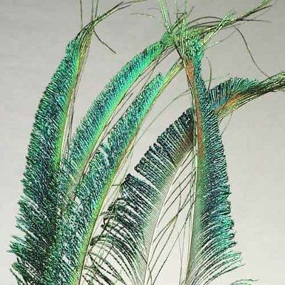 DIY Brides working with feathers