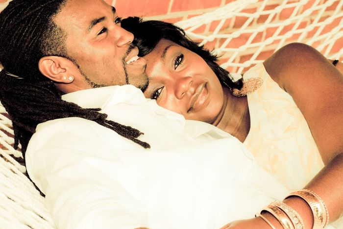 THEY'RE FINALLY HERE! ENGAGEMENT PHOTOS!!!!