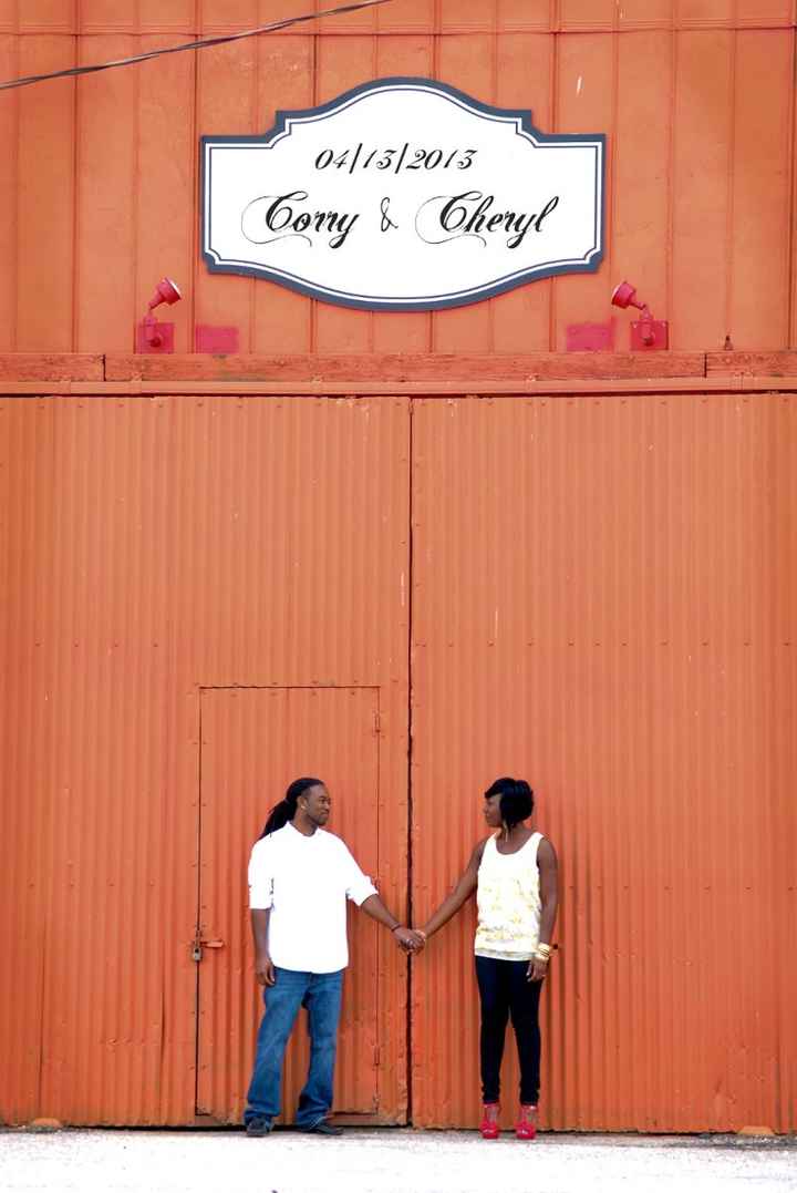 THEY'RE FINALLY HERE! ENGAGEMENT PHOTOS!!!!