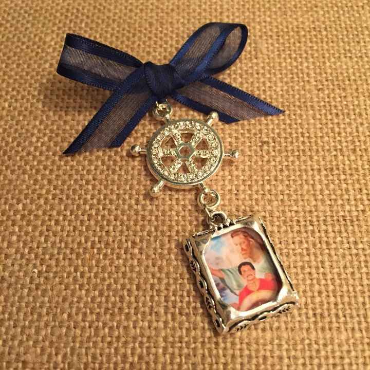 Bouquet Charm  to honor DAD -pic