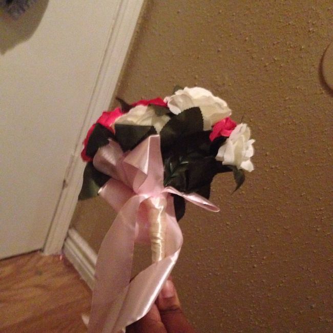 Could this even work as a toss bouquet?!