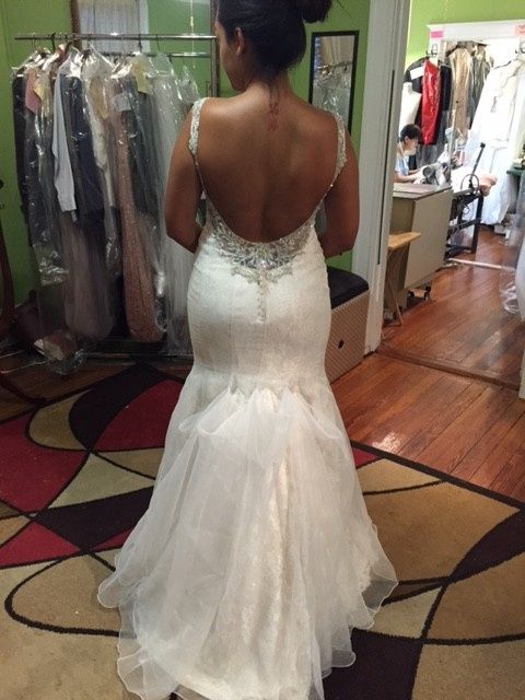 Show me your bustle!