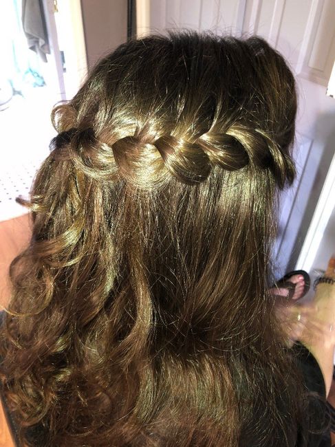 Waterfall braid with curls 4