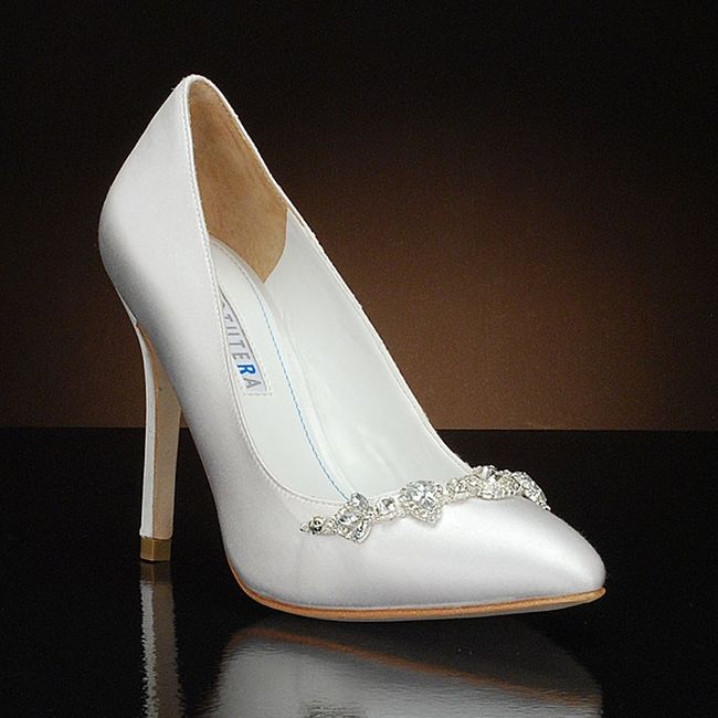 Show me your shoes.. Please!