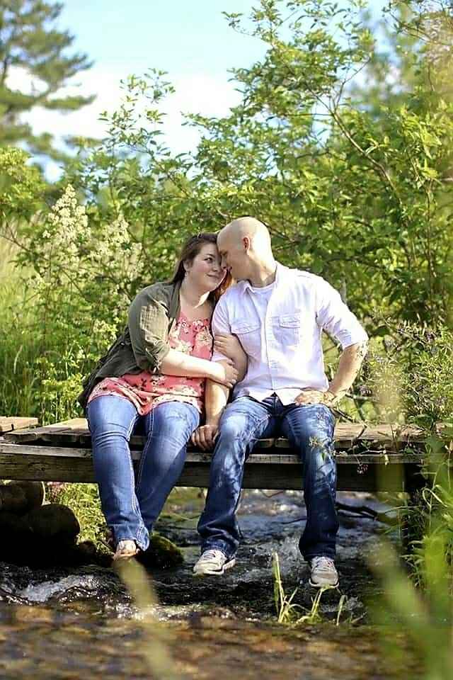 Help with engagement picture outfits - 1