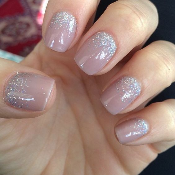 Wedding Nails: Bold or Subtle? 2